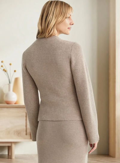 Alice - Elegant Cardigan