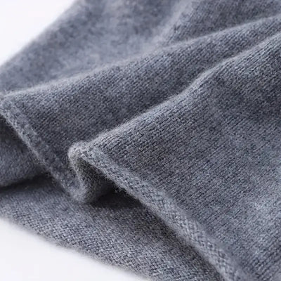 Susan - Cozy Hand-Knitted Hat