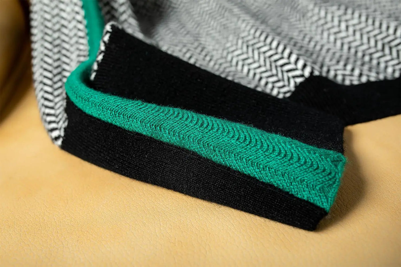 Mia - Elegant Winter Sweater