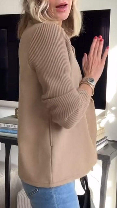 Olivia – Double-Breasted Knit Blazer